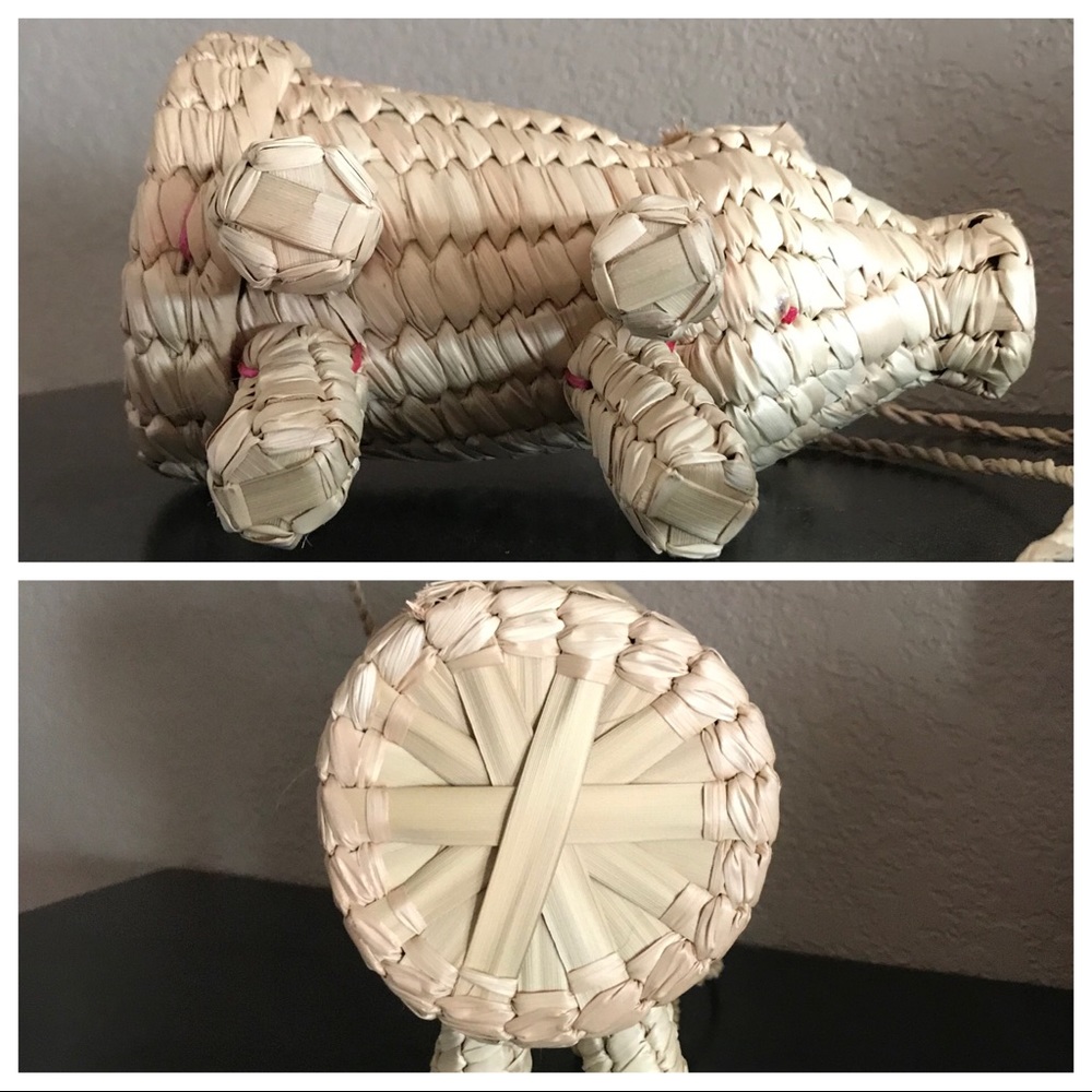 Unique Straw / Woven Grass Pig Purse - Picture 4 of 8